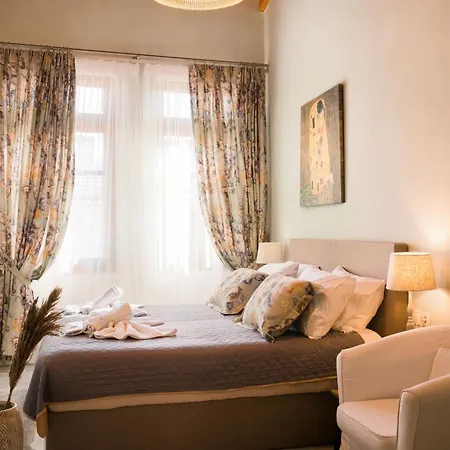 Loggia ηome * העיירה רתימנו